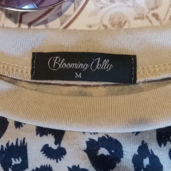 Blooming Jelly leopard print crop top - Picture 9 of 13